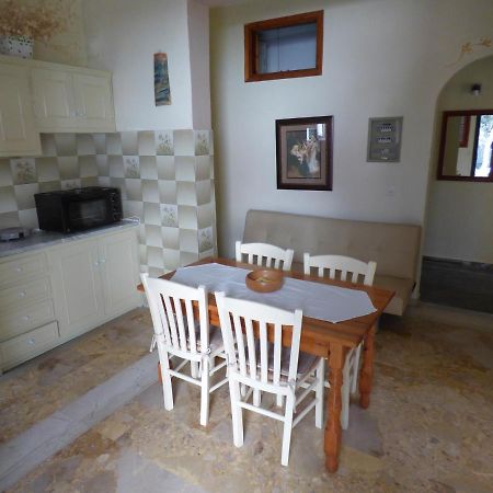 Ipsos Marias Apartments מראה חיצוני תמונה