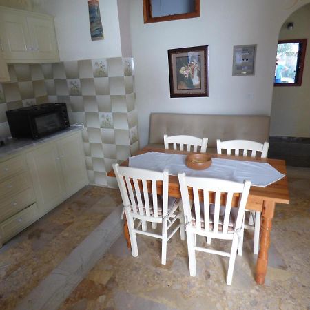 Ipsos Marias Apartments מראה חיצוני תמונה